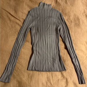 Gray/Purple Ribbed Women's Top